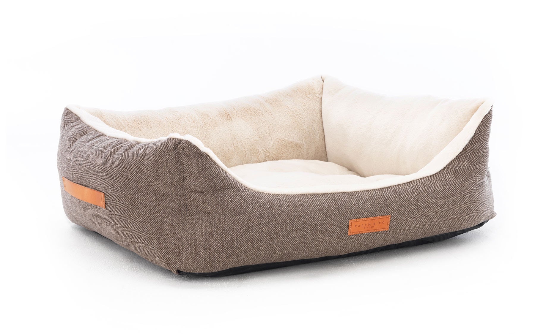 Tweed Nest Dog Bed | Lincoln - Ralph & Co