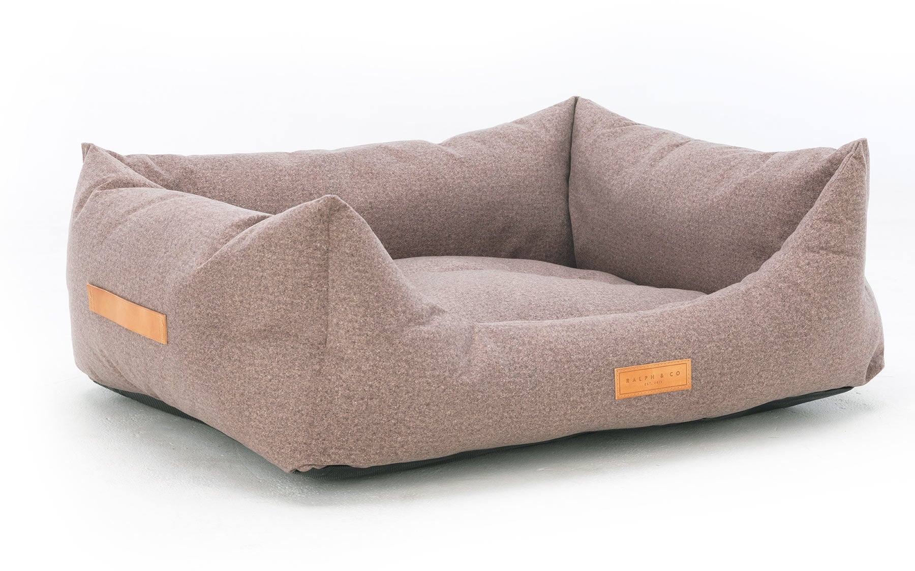 Chenille Nest Dog Bed | Sherbourne - Ralph & Co