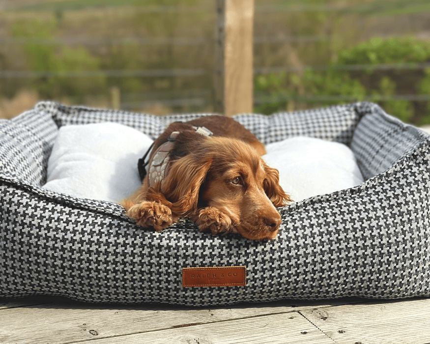 Luxury Houndstooth Dog Bed | Kensington - Ralph & Co